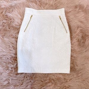 H&M Embroidered White Pencil Skirt
